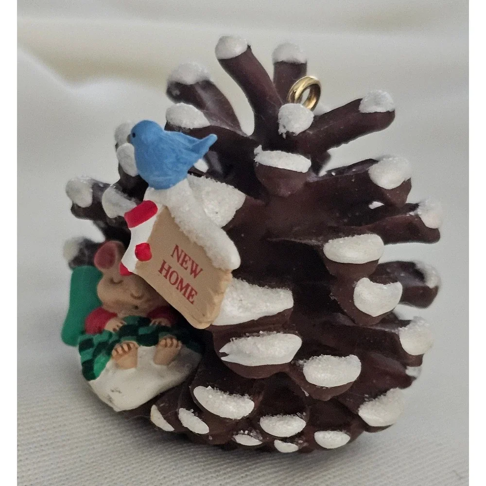 VTG Hallmark Cards Pinecone Mouse Bluebird Resin Christmas Ornament